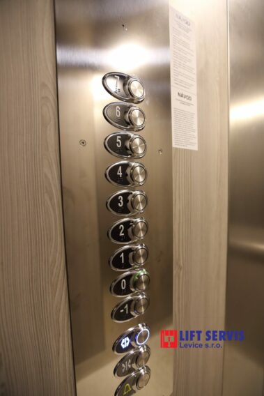 Výmena výťahu BD Mariánska 12 Nitra