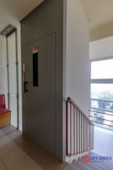 Výmena výťahov BD Novohradská 10 - 24 Lučenec
