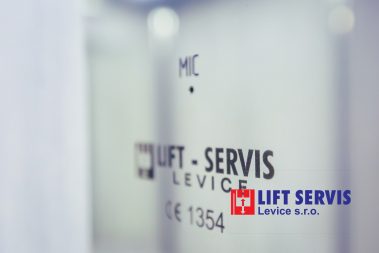Výmena výťahov Okružná 12,13 Levice