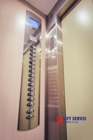 Výmena výťahov BD Streďanská 24 Topoľčany