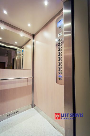 Výmena výťahov BD Streďanská 24 Topoľčany