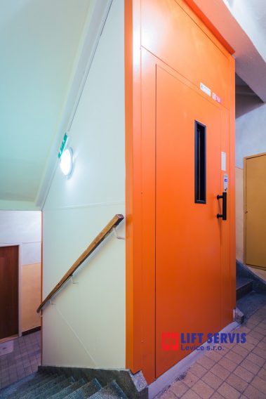 Výmena výťahov v BD Sládkovičova 2 Žiar nad Hronom