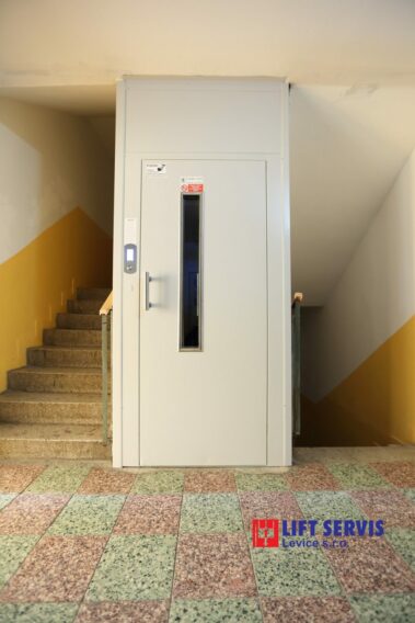Výmena výťahu BD Nánanská 66 Štúrovo