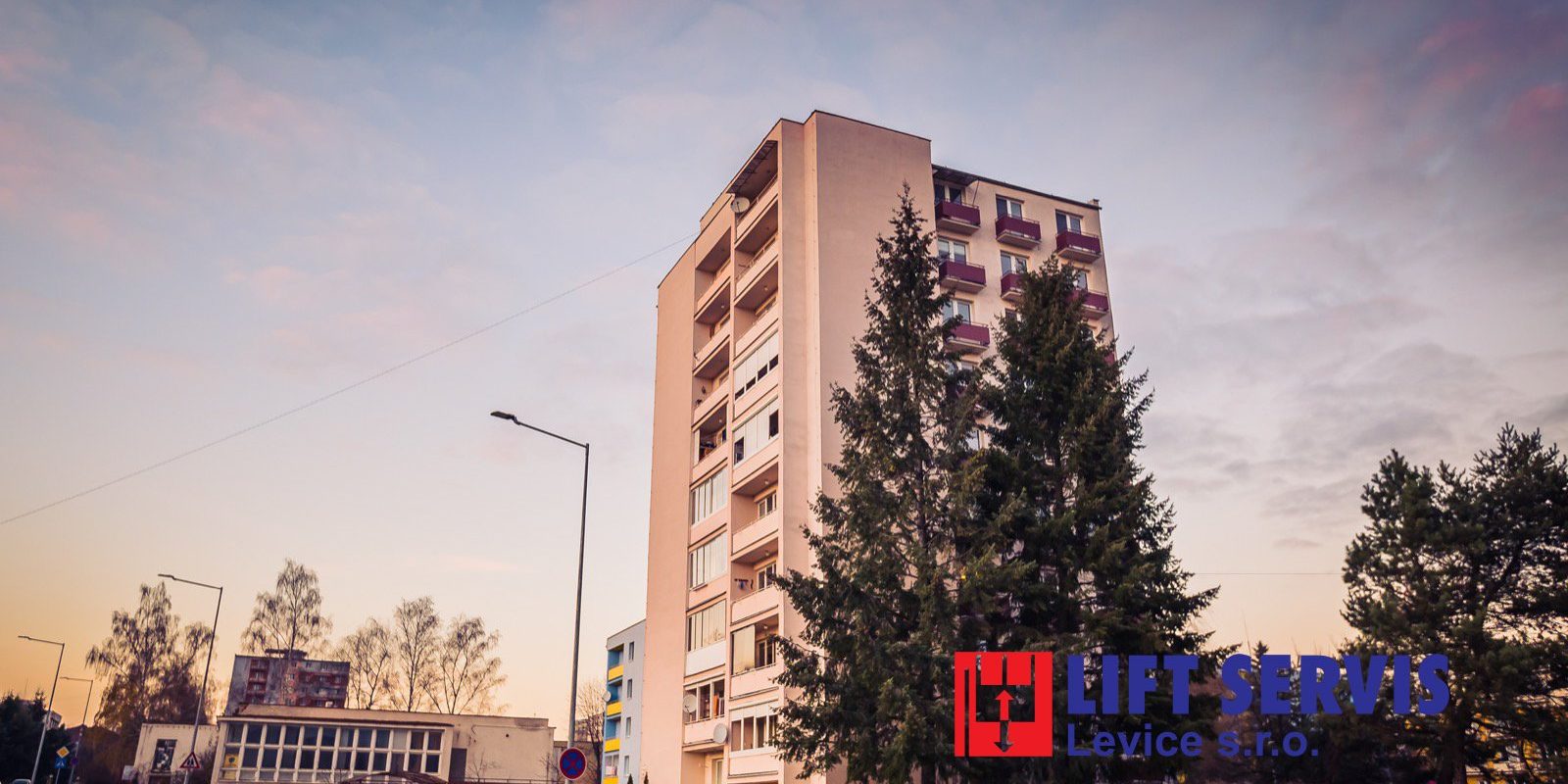 Výmena výťahov v BD Sládkovičova 2 Žiar nad Hronom