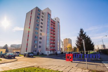 Výmena výťahov Okružná 12,13 Levice