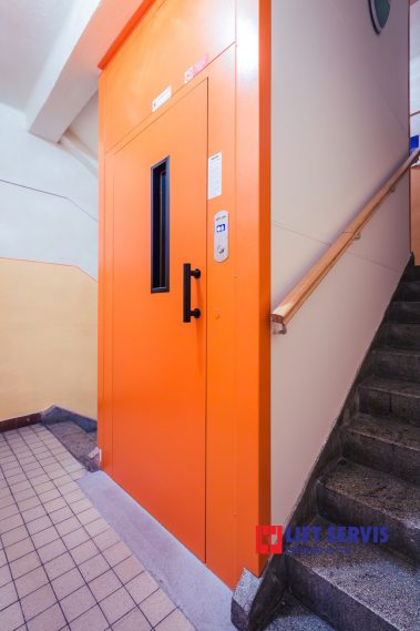 Výmena výťahov v BD Sládkovičova 2 Žiar nad Hronom