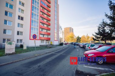 Výmena výťahov Okružná 12,13 Levice