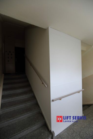 Výmena výťahu BD Mariánska 12 Nitra