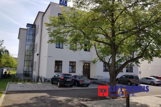 Administratívna budova ZF Slovakia, Rázusová 2, Trnava